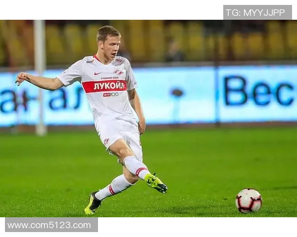 莫斯科迪与莫斯巴的精彩对决揭示足球战术的新趋势与未来发展